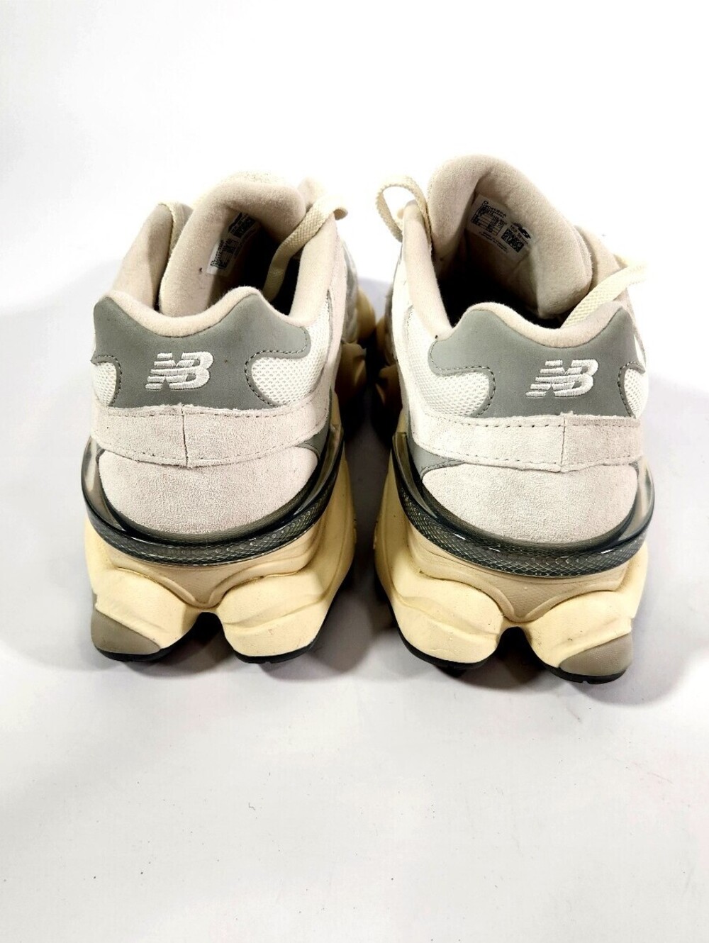 New Balance 9060 Men's Running Shoes Size 9.5 Cream Gray - Picture 4 of 6